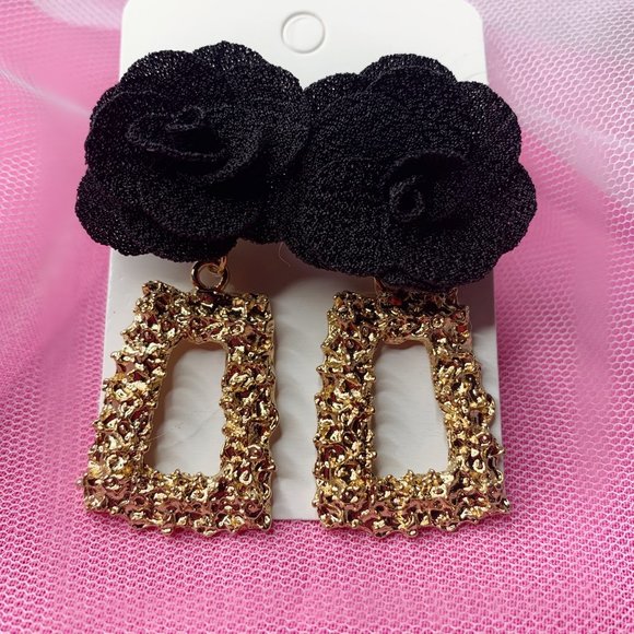Black Floral Earrings - Picture 1 of 1